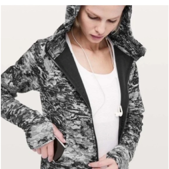 NWOT Lululemon Scuba Hoodie Jacket Full Zip Fleece Masked Lace Starlight Black 4 - Picture 14 of 14